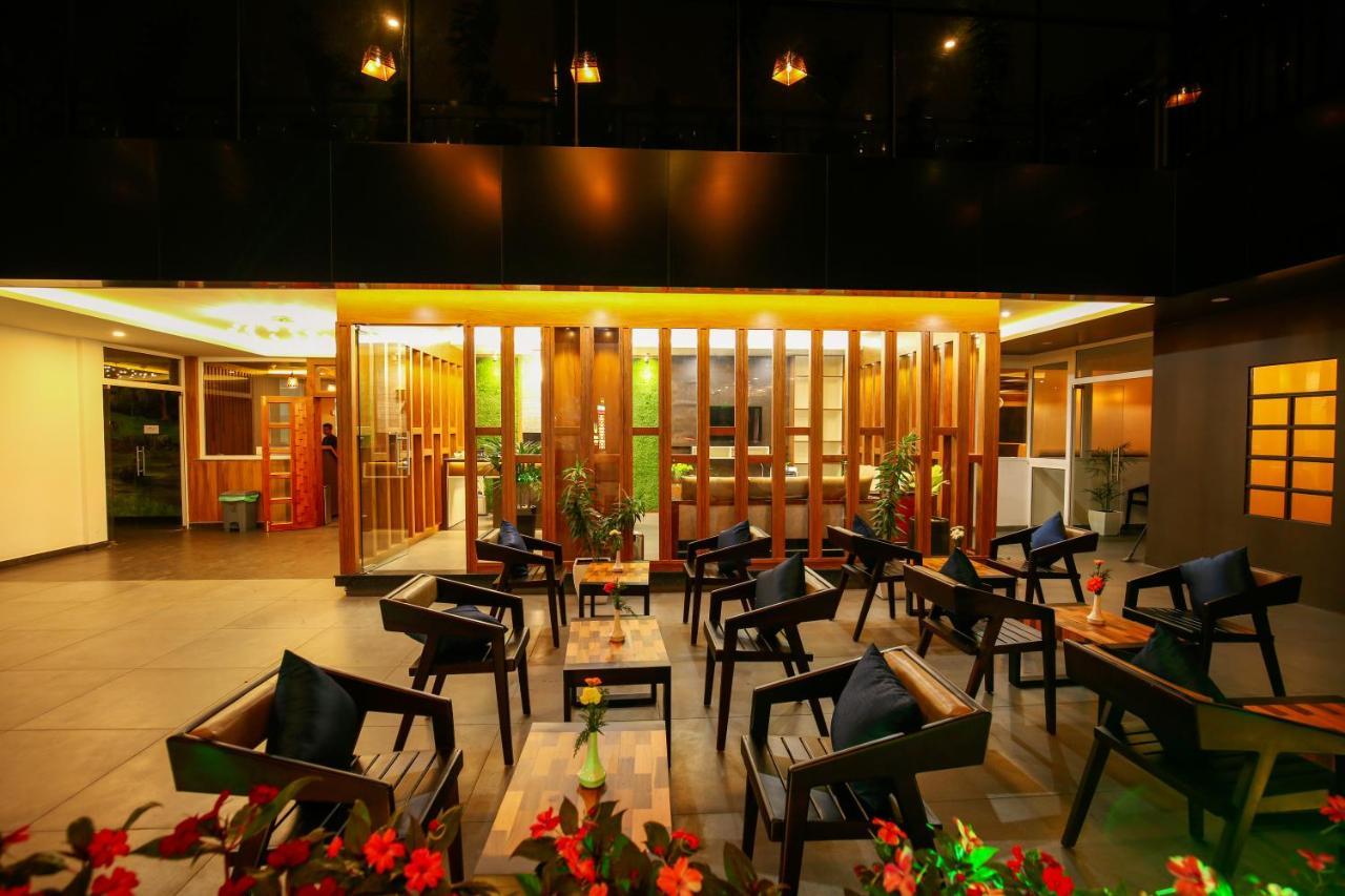 Amuse Vista Resorts And Spa Anachal Екстериор снимка