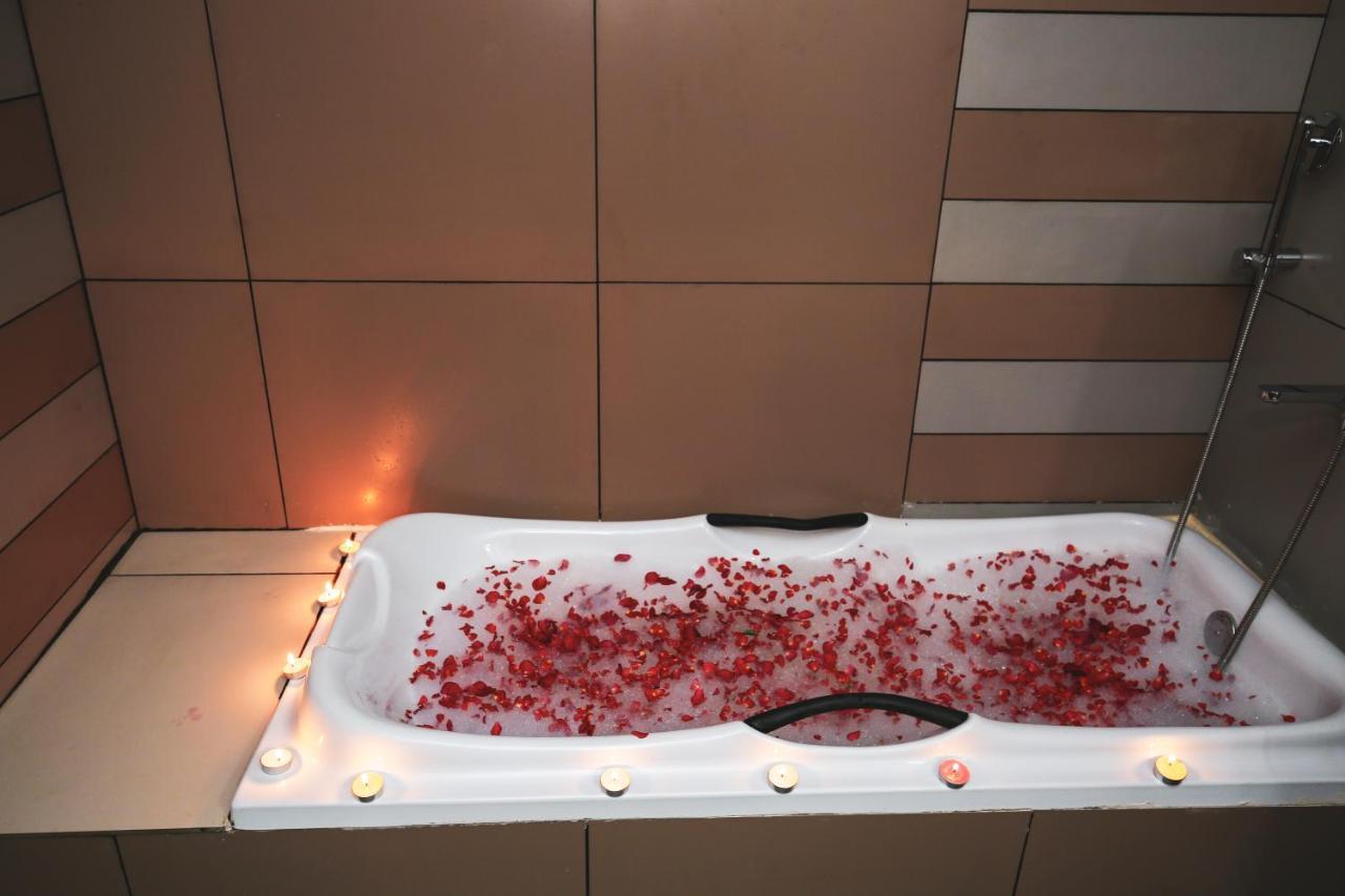 Amuse Vista Resorts And Spa Anachal Екстериор снимка